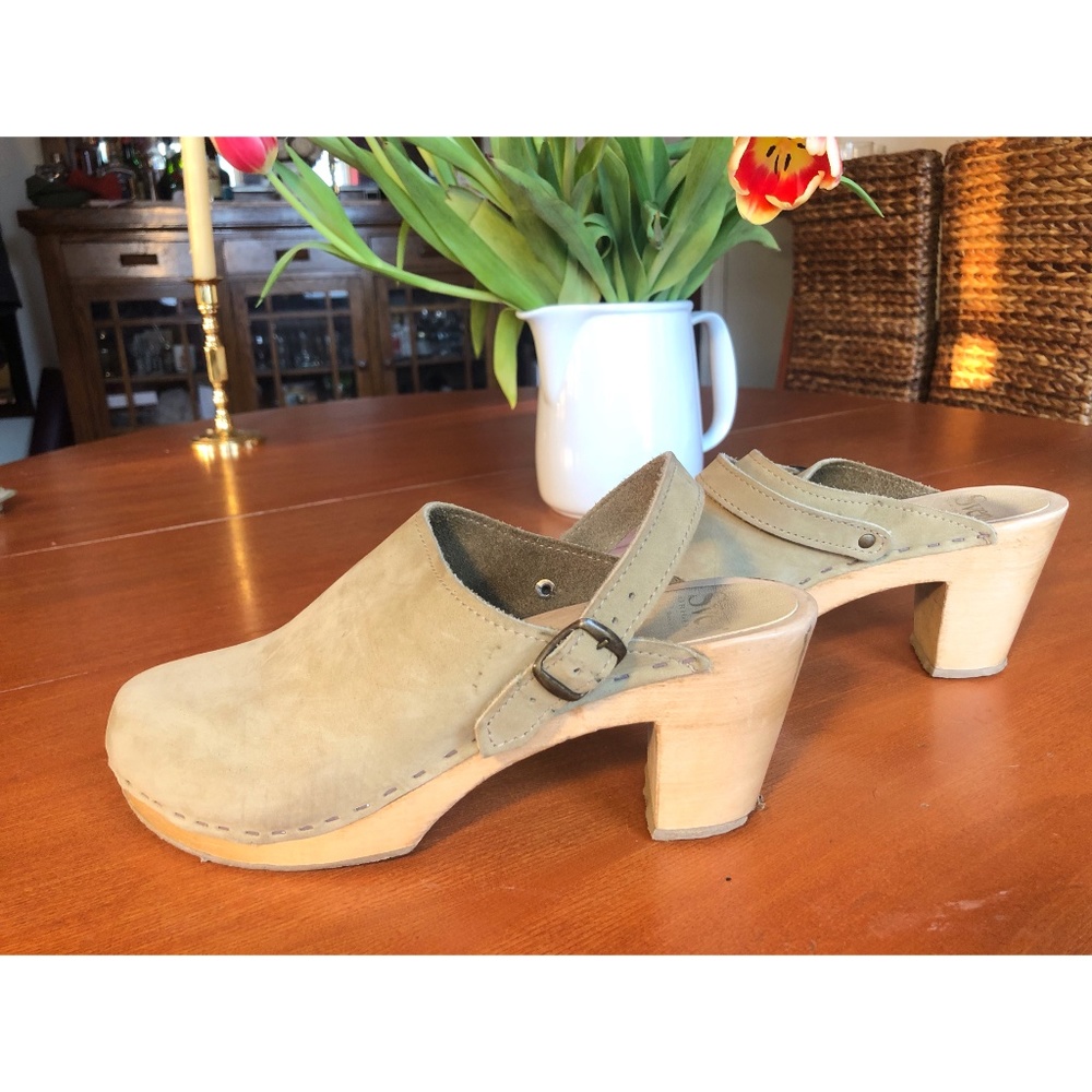 Sven Heeled Clog Mules - Taupe